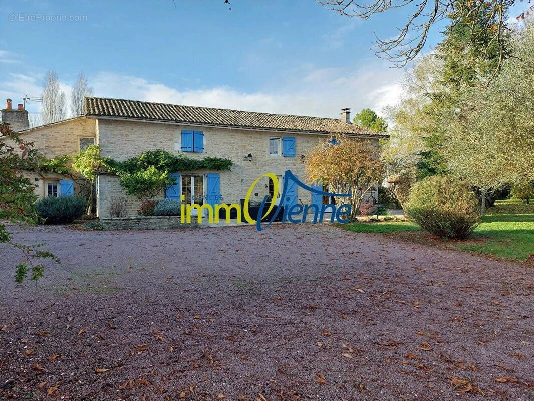 Maison à VANCAIS