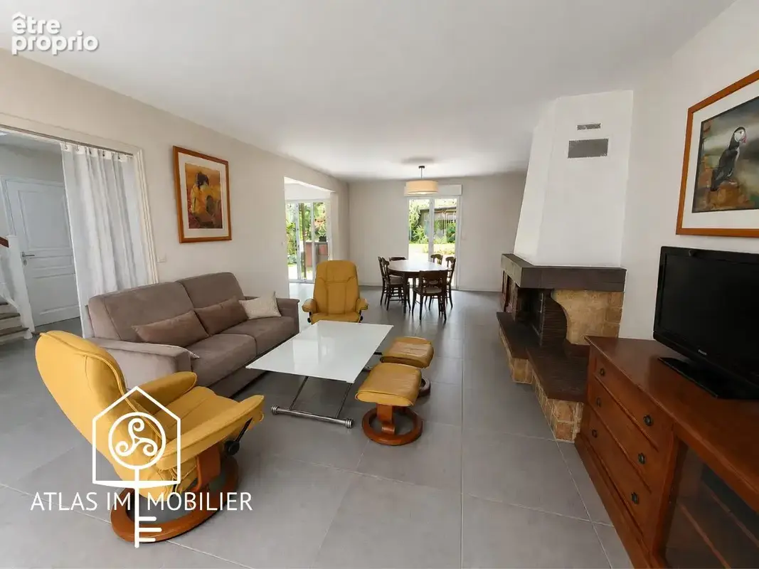 Maison 6 pièces 137 m² à vendre à Chartres-De-Bretagne (35131) - photo 2