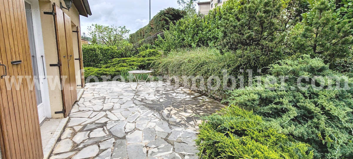 Maison à TOURNON-SUR-RHONE