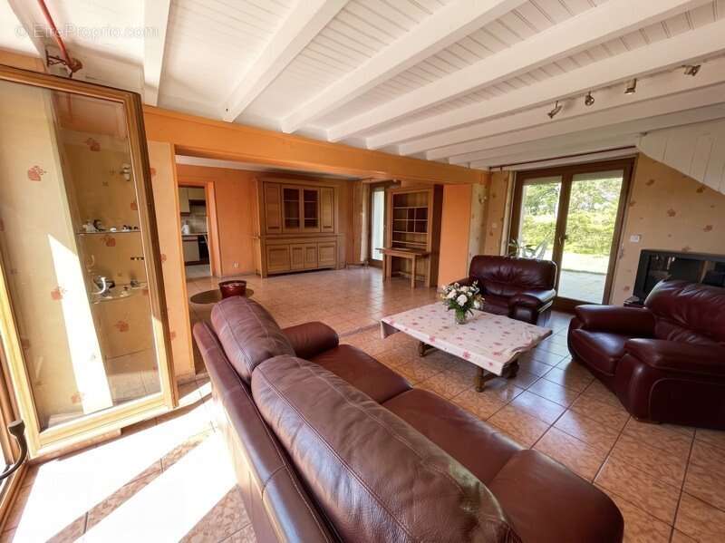 Maison à LA TOUR-DU-PIN