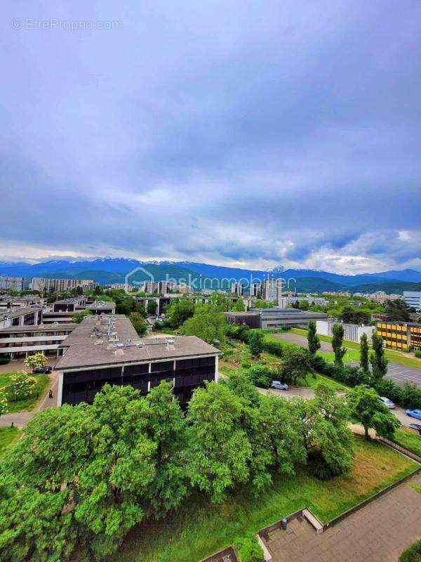Grand T5 sur la commune de Grenoble avec balcon - photo 11