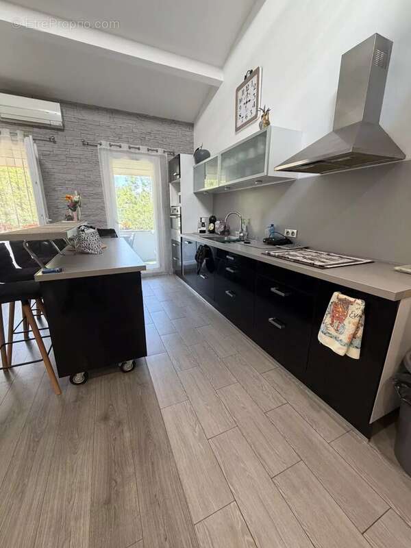 La Trinité – 3 pièces avec mezzanine, balcon, vue verdure et calme, résidence avec tennis – DPE C - photo 10