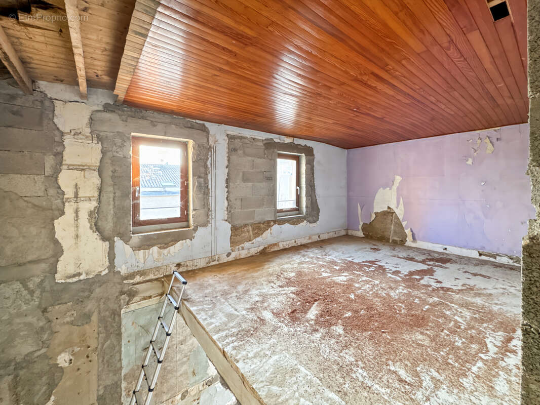 Appartement à TREVOUX