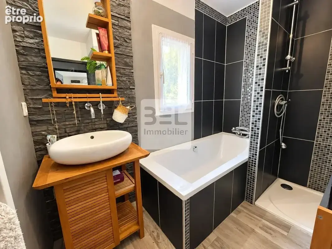 Villa plain pied avec piscine a st laurent de carnols - photo 14