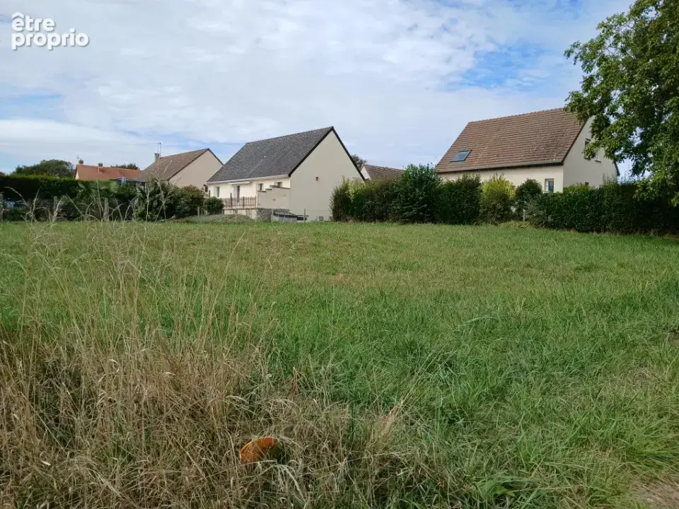 Terrain 705 m² à vendre à Ver-Sur-Mer (14114) - photo 2
