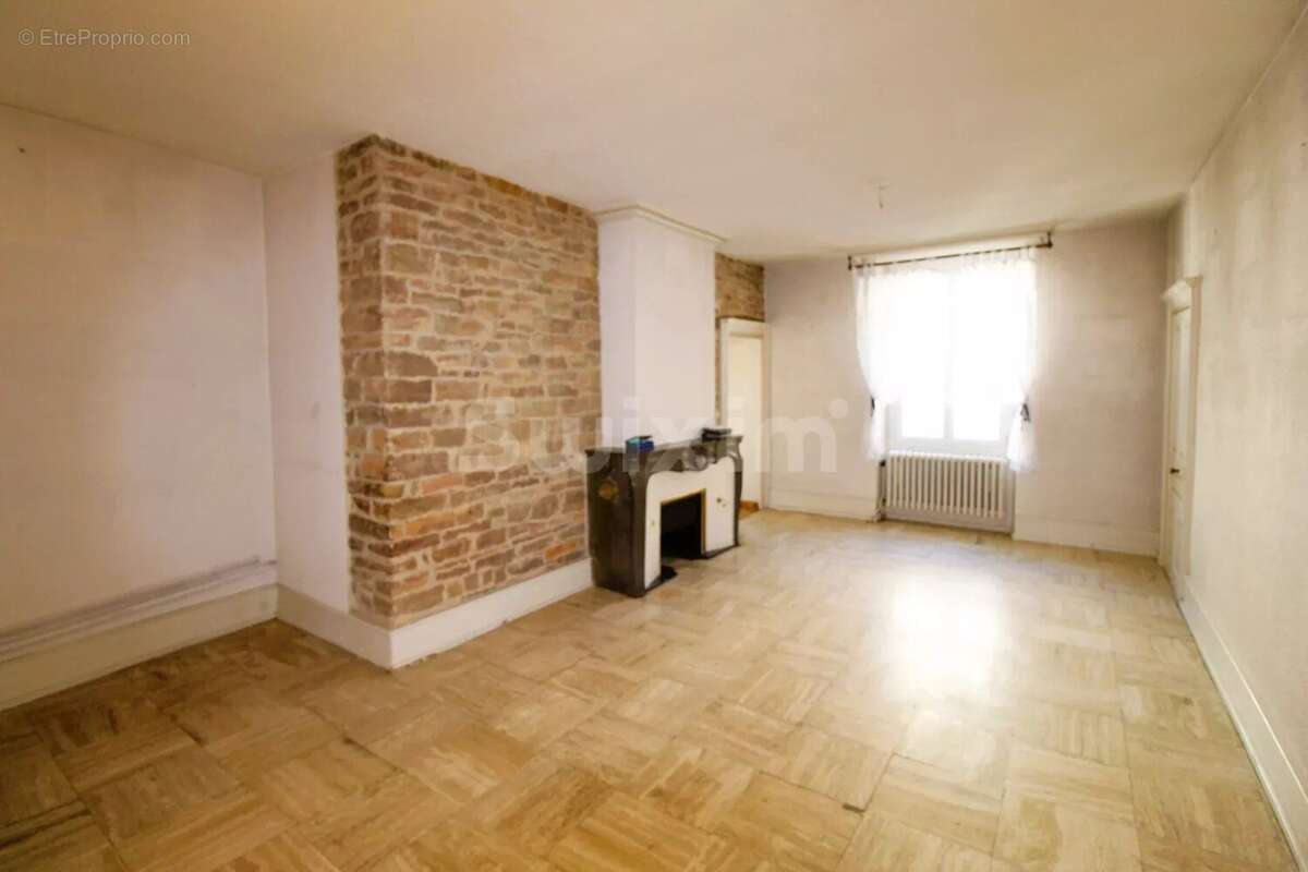 Appartement à SAINT-AMOUR