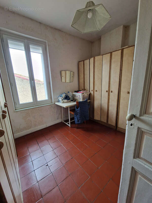 Maison à COURSAN