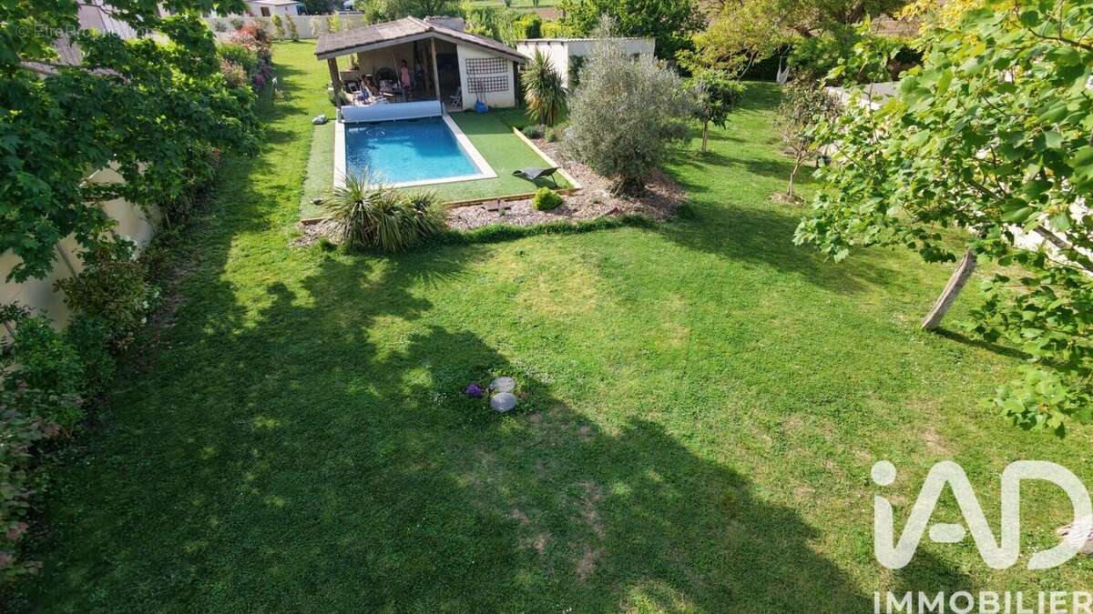 Photo 2 - Maison à SAINT-MARTIN-PETIT