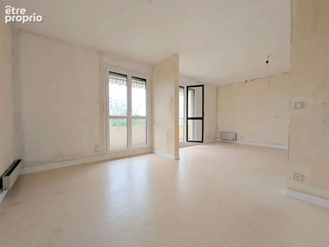Grand t3 avec balcon cave et garage double - exposition sud - photo 3