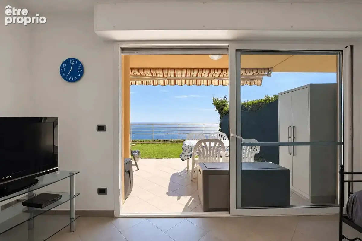 Exceptionnel deux pièces en rez-de-jardin avec parking, vue mer - photo 22