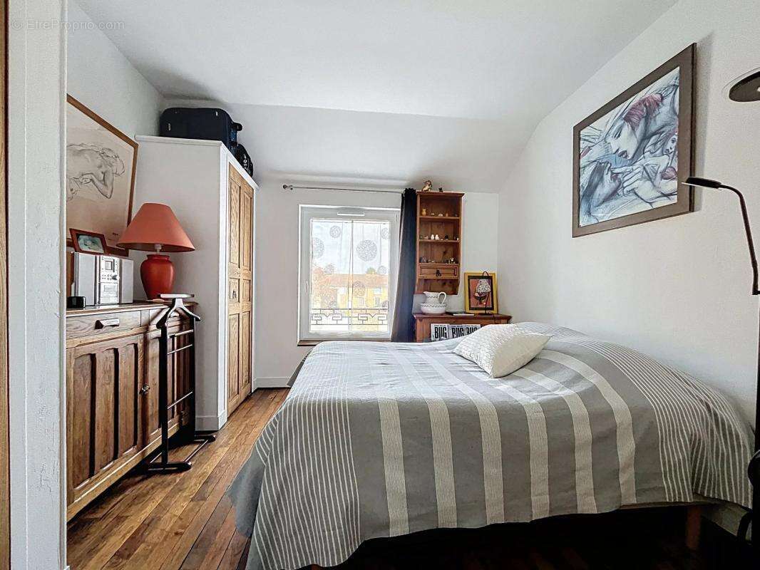 Maison à MONTIGNY-LE-BRETONNEUX