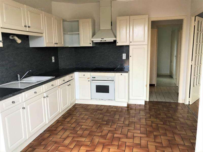 Maison à VILLEFRANCHE-DE-ROUERGUE