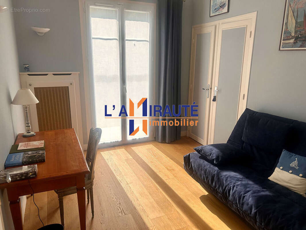 Maison à MAISONS-LAFFITTE