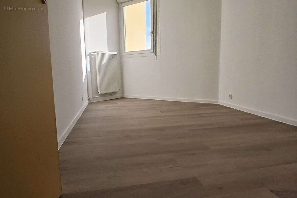 Appartement à MARSEILLE-9E
