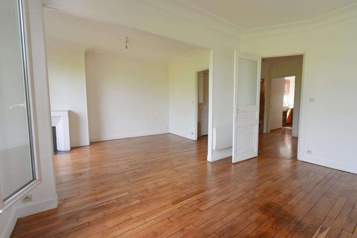 Appartement à MONTROUGE