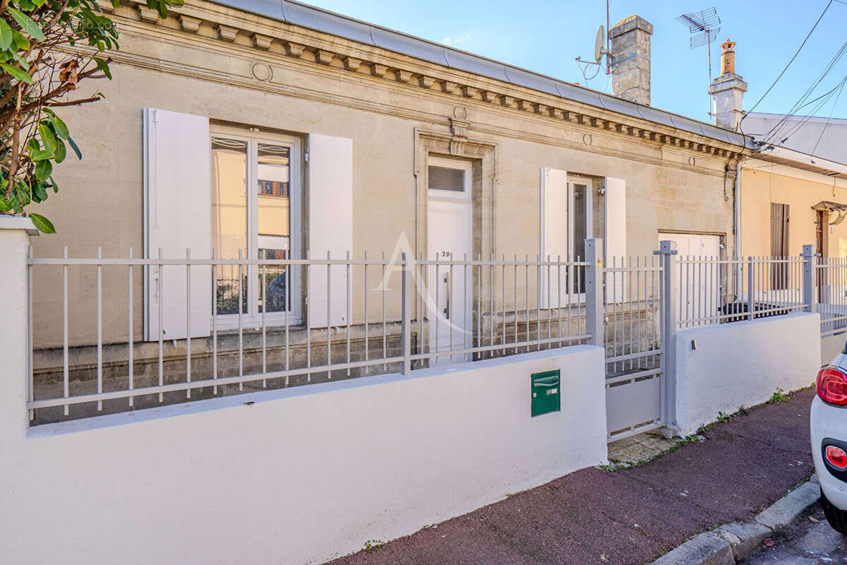 Maison à MERIGNAC