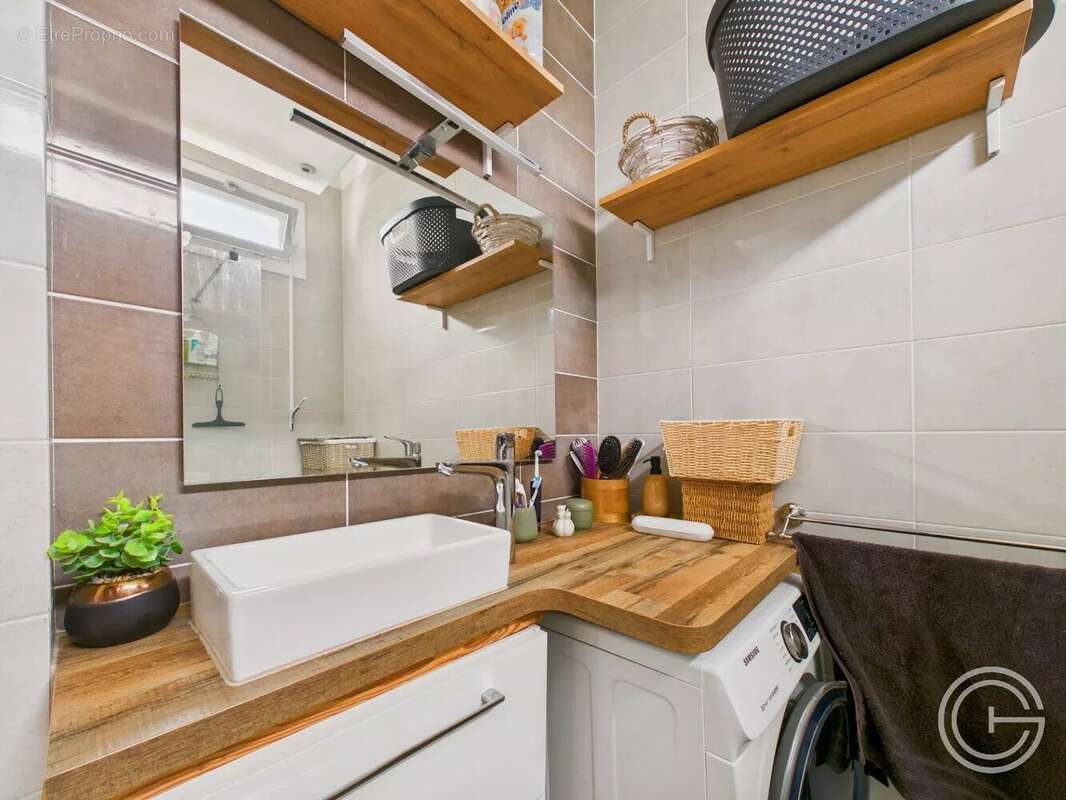 Appartement RDC - 3 pièces 65m² - Terrasse Parking Cave - Av de la Lanterne - NICE - photo 10
