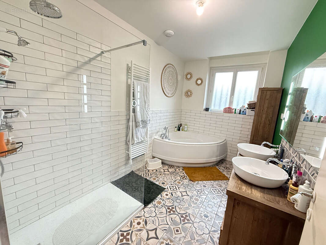 Appartement à LONS-LE-SAUNIER