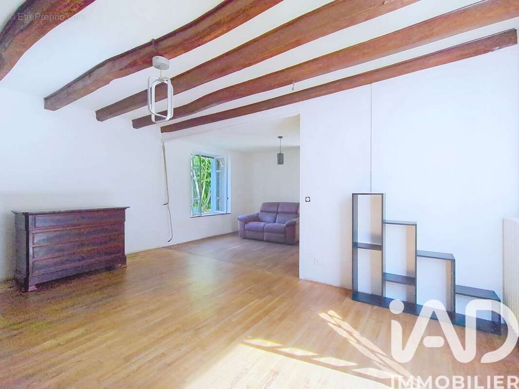 Maison 63 m² à Lantillac  - photo 7