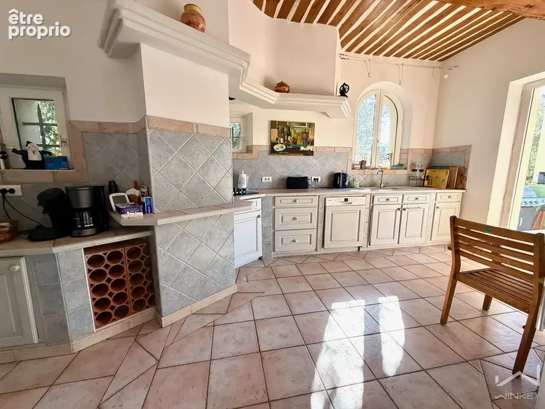 Nathalie sinard vous présente sur saint-paul-trois-châteaux  une propriété de charme, 5 chambres, piscine à dé - photo 11