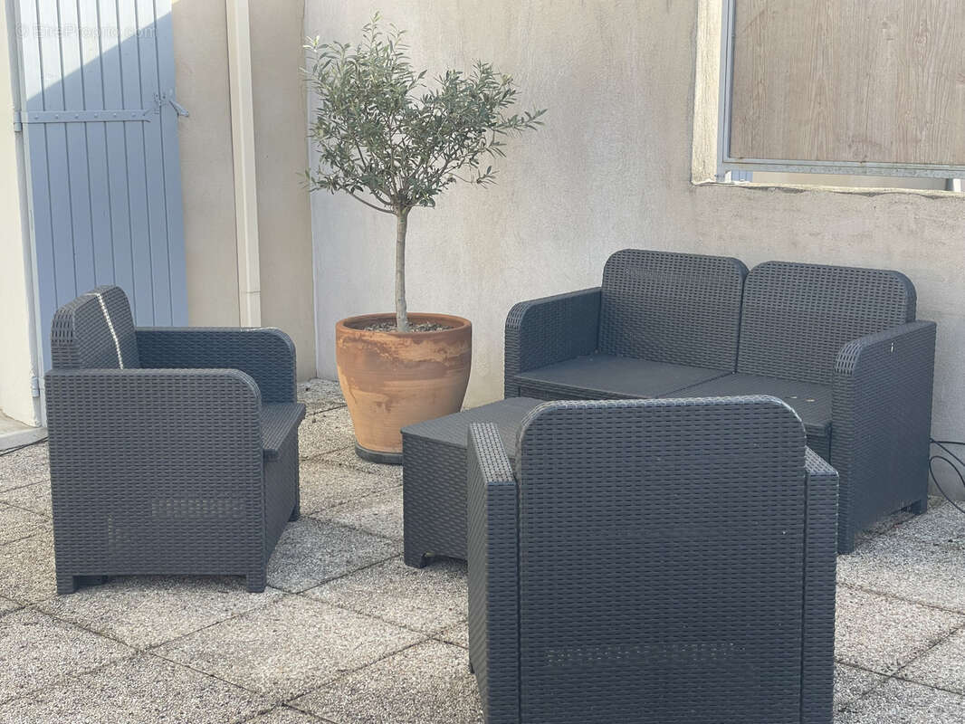 Malaucene / appartement avec terrasse 35m2 / parking en sous sol - photo 4