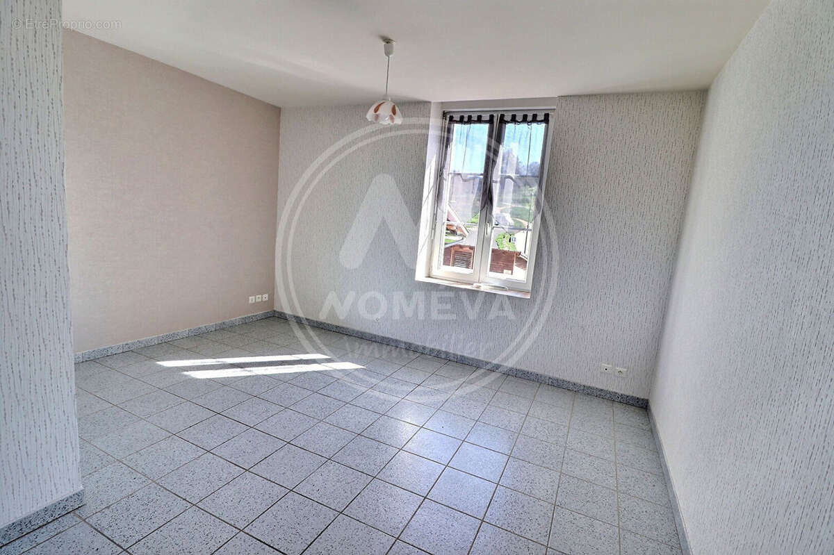 Appartement à ROSIERES