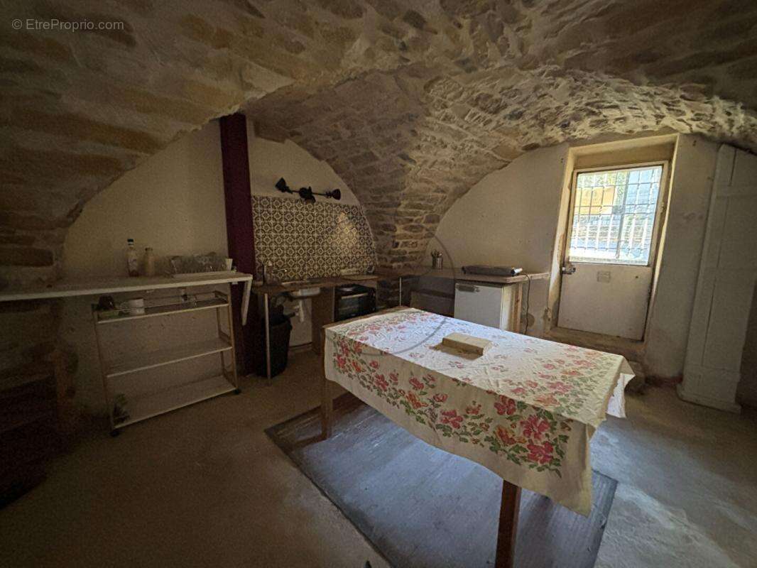 Maison à BESSAS