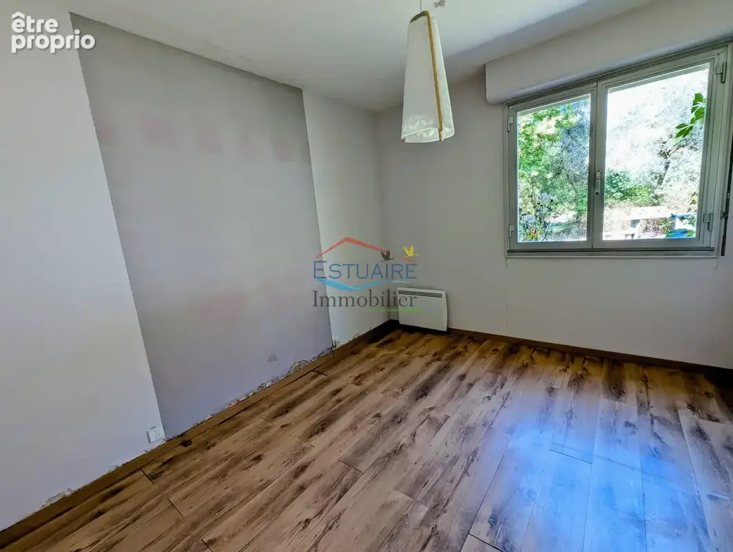 Maison 136 m² à Saffre  - photo 7