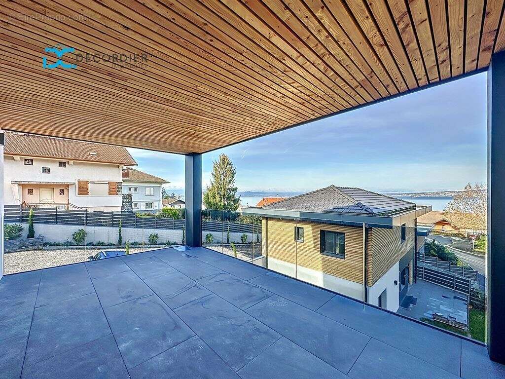 Appartement à NEUVECELLE