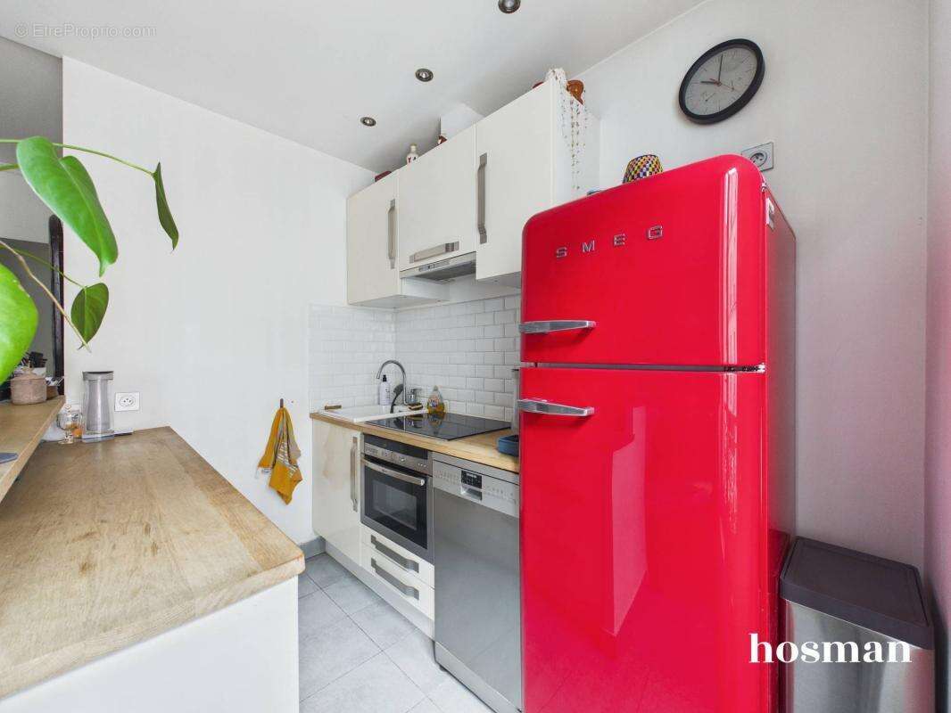 Coup de coeur - 40 m2 - Lumineux - Traversant avec cave - Rue des Trois Frères - photo 9