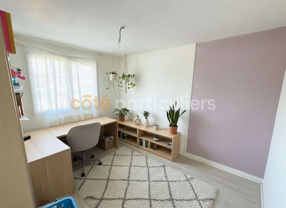 Maison à SAINT-SEBASTIEN-DE-MORSENT