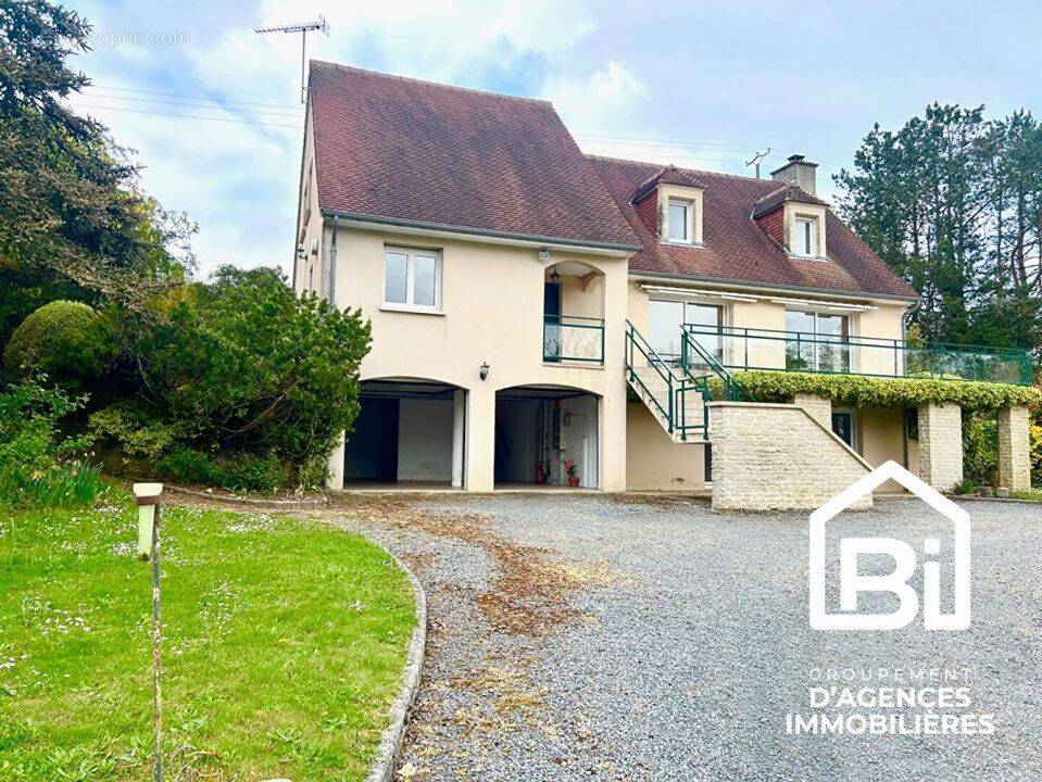 Maison à SAINT-GERMAIN-LANGOT