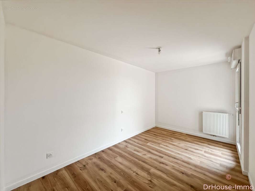 Appartement 61 m² à Merignac  - photo 18
