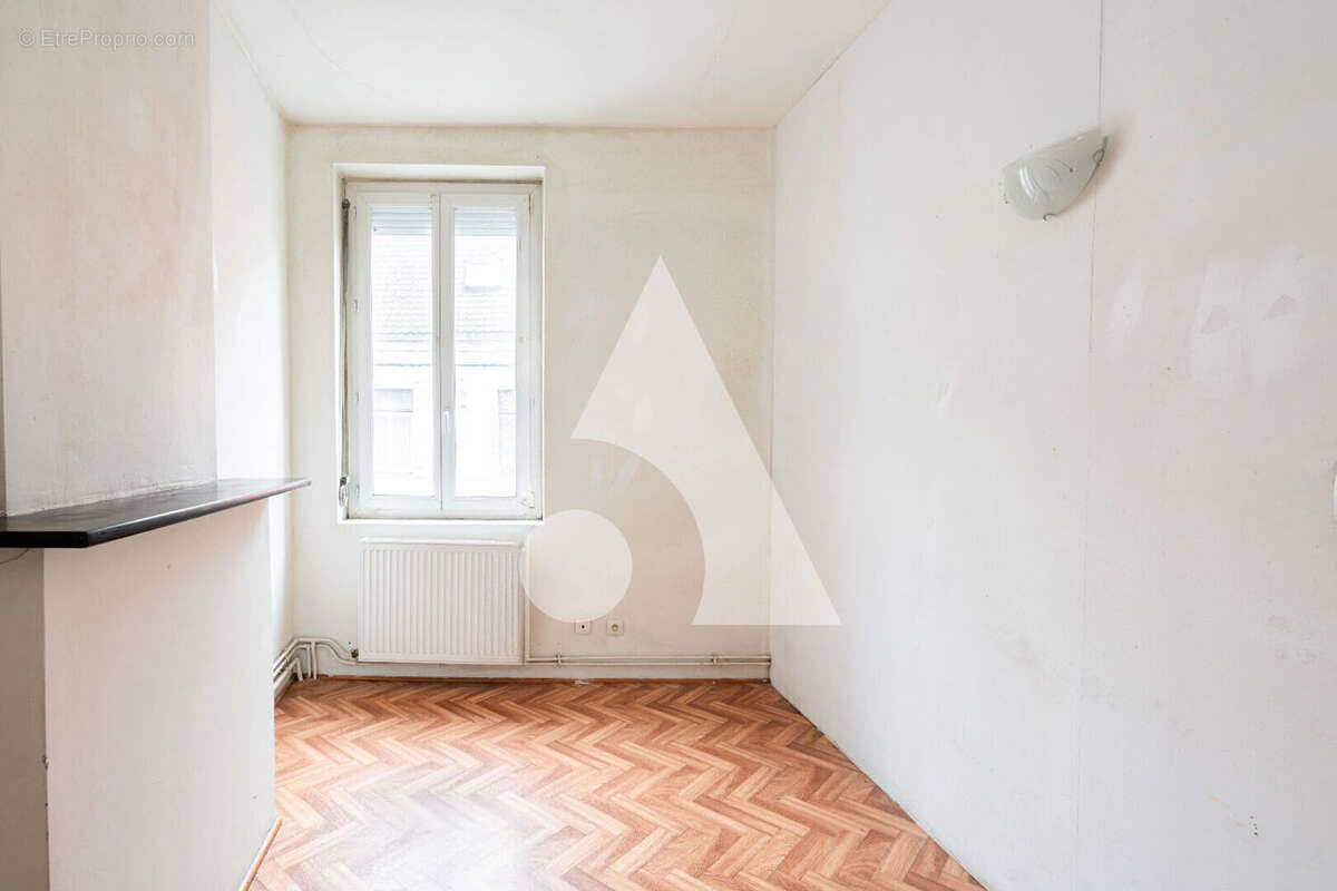 Maison à SAINT-AMAND-LES-EAUX