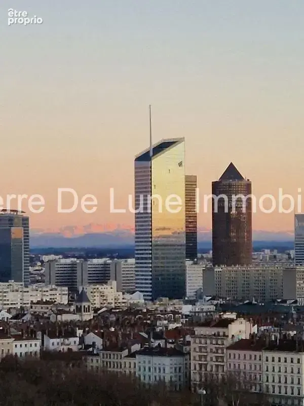 Lyon 1er dernier étage ascenseur 90 m² utiles vue exceptionnelle - photo 25