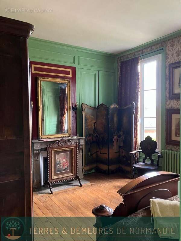 Maison à CORMEILLES