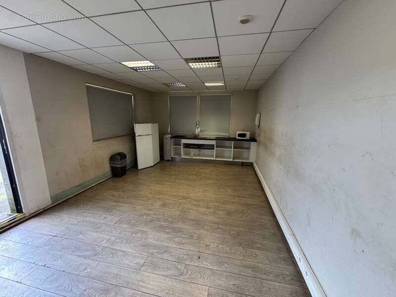 Commerce à CASTELCULIER