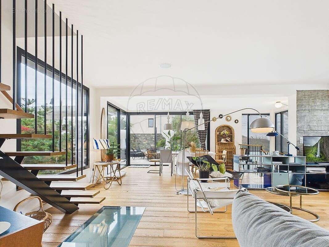 Maison à VAUX-SUR-MER