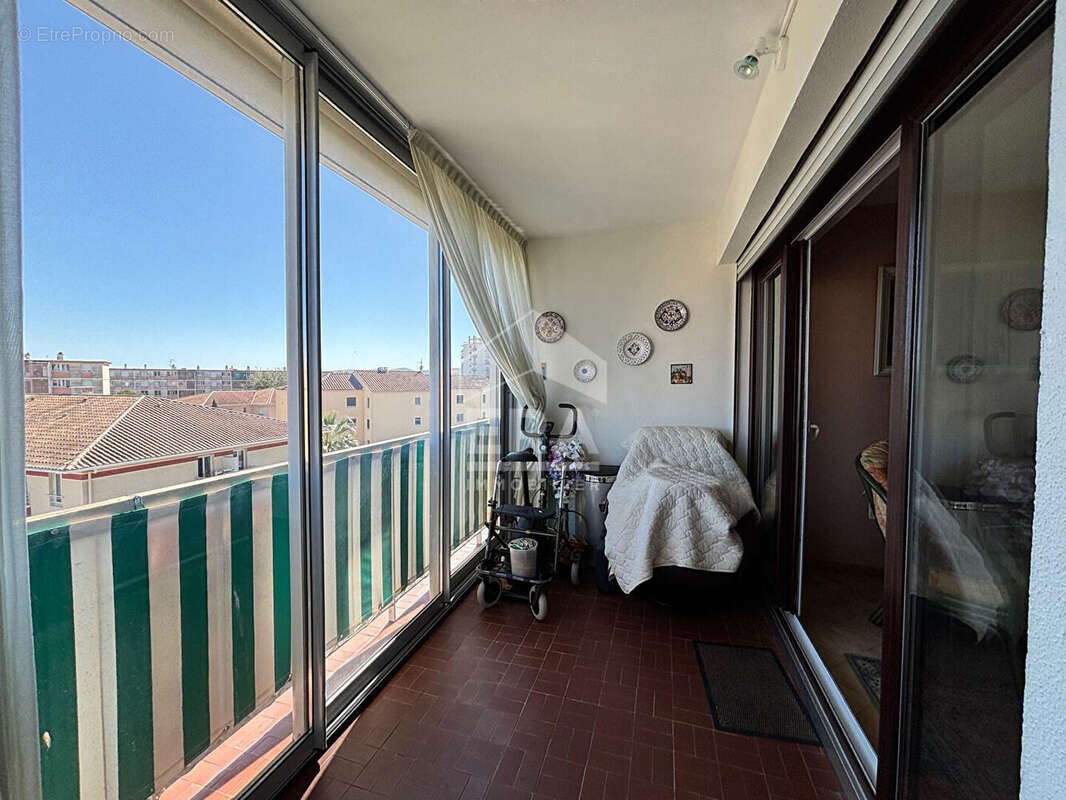 Appartement à FREJUS