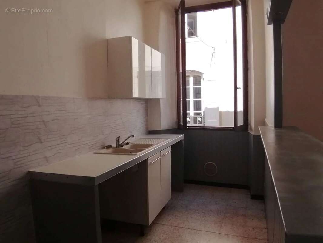 Maison à SAINT-HIPPOLYTE-DU-FORT