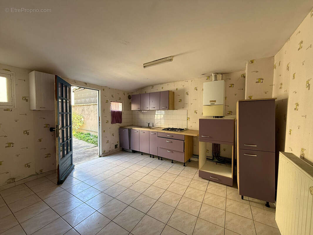 Maison à LES PONTS-DE-CE
