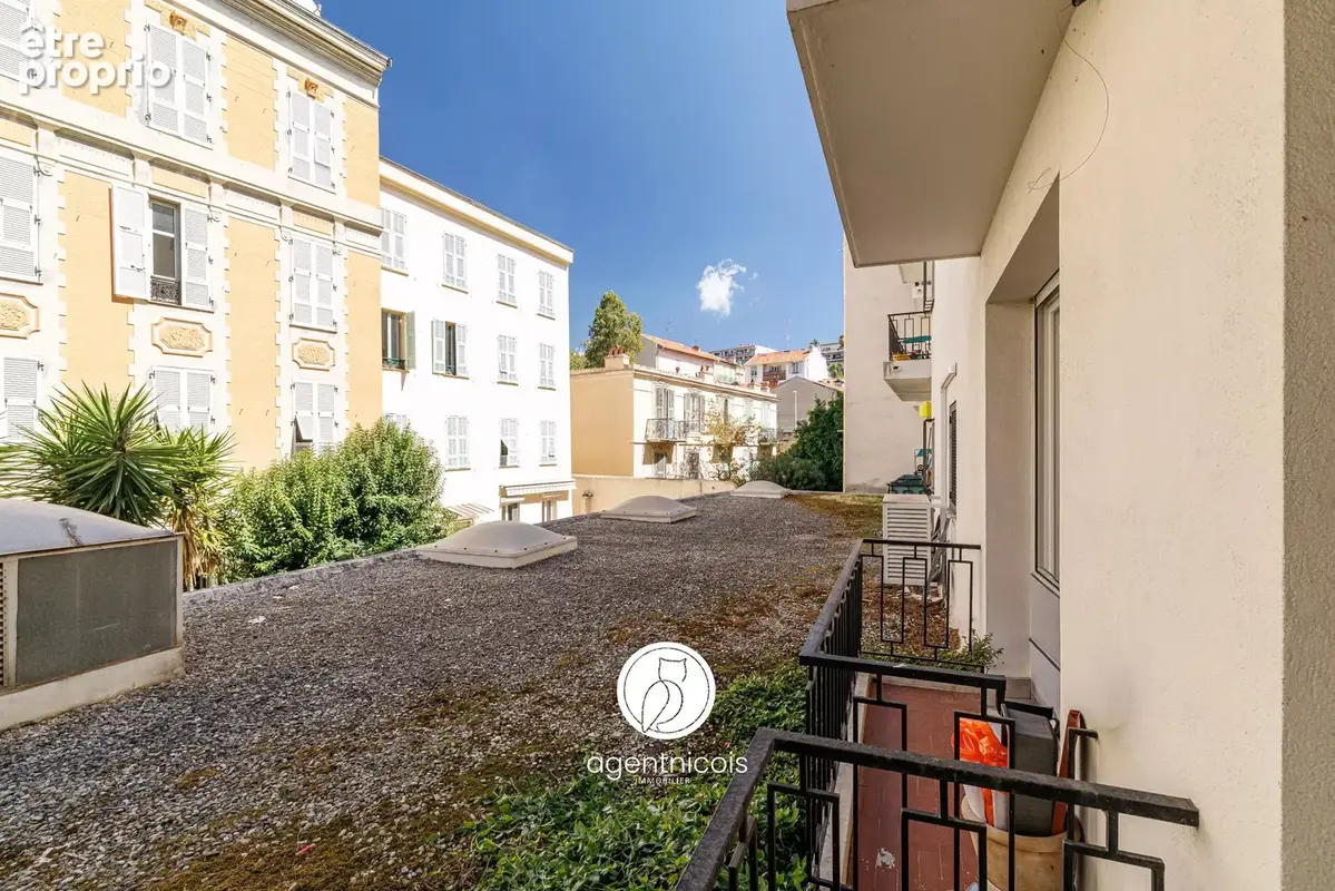 Nice // libération - rue raiberti : 3 pieces / traversant sud-nord / balcons / cave - photo 27