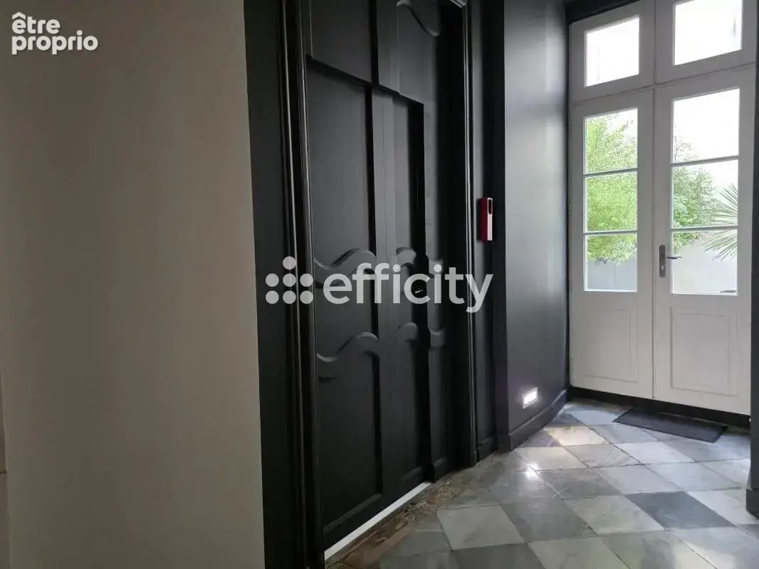 Appartement 2 pièces 78 m² · à La Rochelle · 78 m² · 422 000 €
