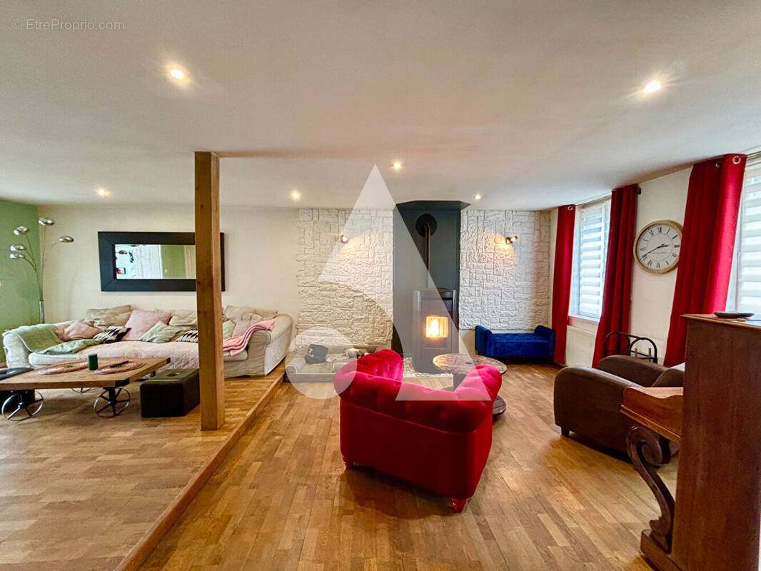 Maison à SIN-LE-NOBLE