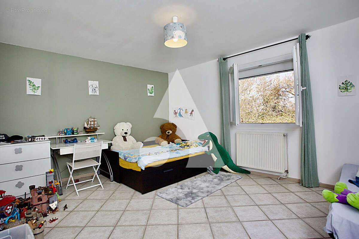 Maison à POUILLY-LE-MONIAL