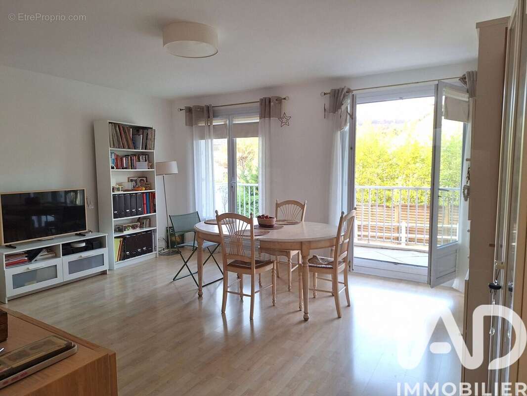 Photo 3 - Appartement à MARGENCY