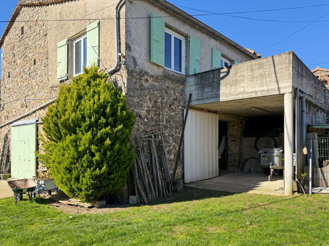 Maison à CHAZEAUX