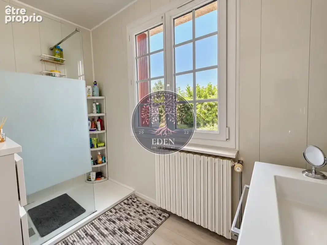 Maison 6 pièces 4 chambres avec dépendance et hangar - photo 8