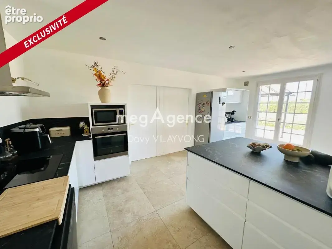 Maison 6 pièces 179 m² à vendre à Yzernay (49360) - photo 7