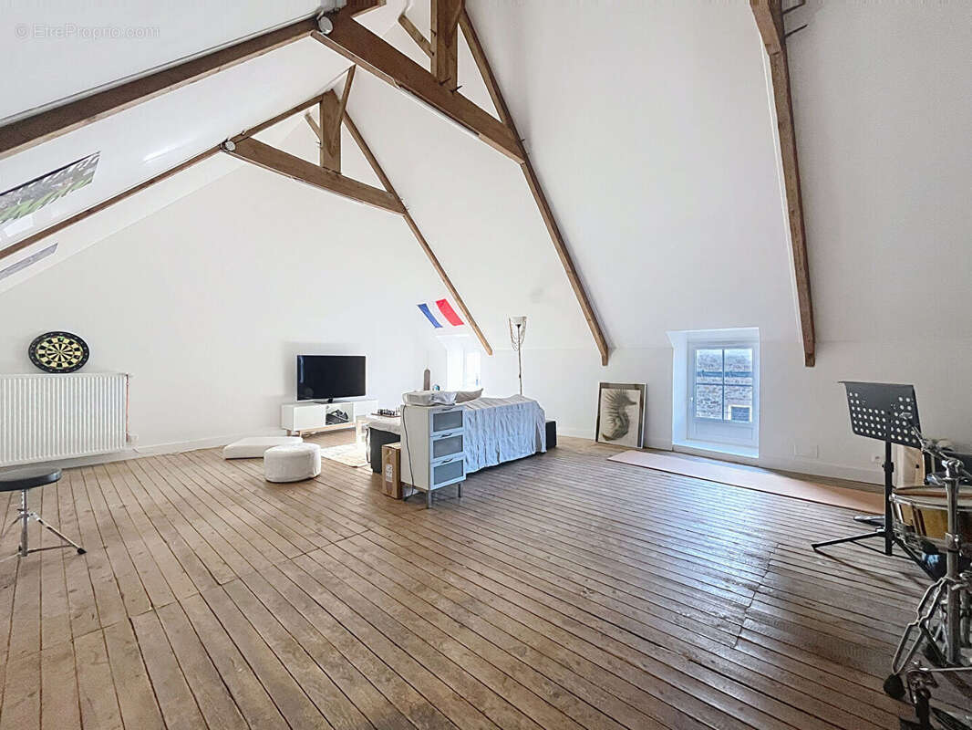 Maison à MINIAC-MORVAN